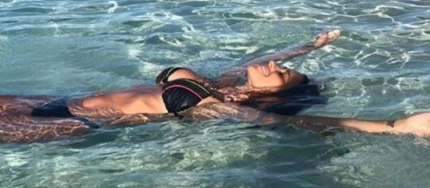 Στον γάμο του Σουάρες όλοι... παραμιλούσαν με την κυρία Μέσι (φωτο)